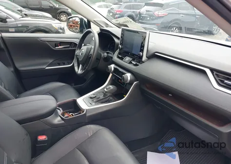 2022 Toyota Rav4 Hybrid Limited z USA, uszkodzony, nr VIN 4T3D6RFVXNU077565